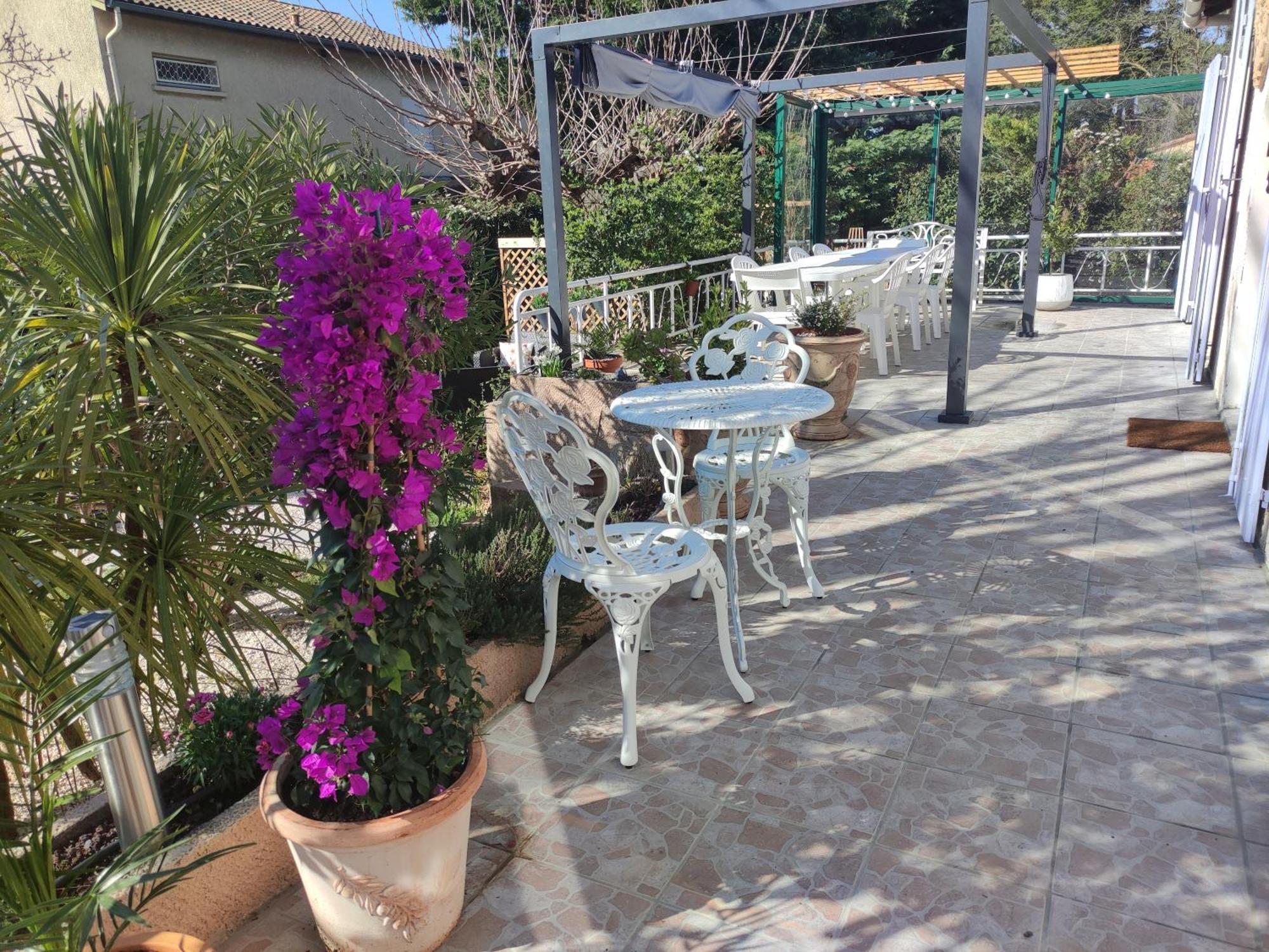 Le Jardin Des Rocailles - Villa 4 Chambres Climatisee Avec Piscine A Deux Pas D'Avignon 阿维尼翁新城 外观 照片
